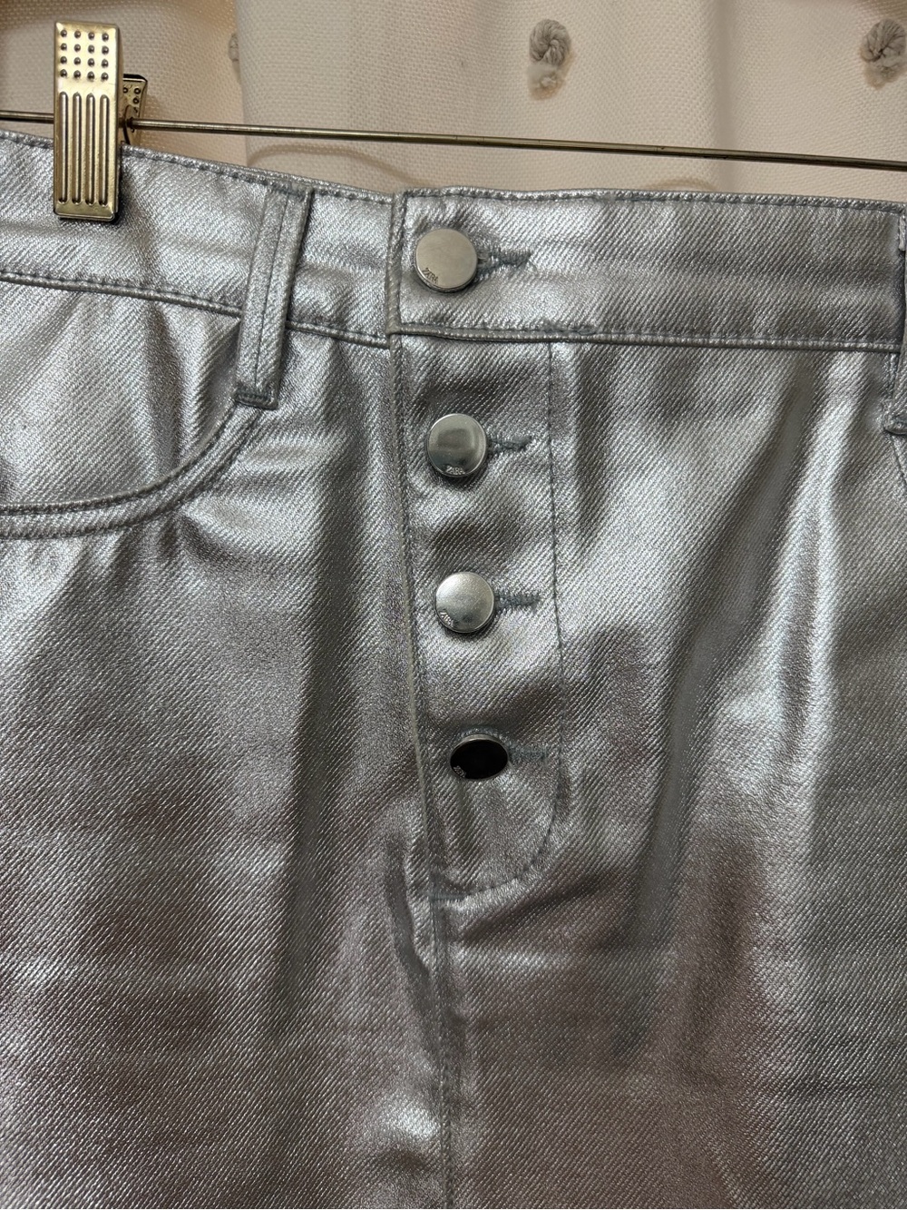 Zara Silver Metallic Button-Front Mini Skirt - Picture 3 of 9
